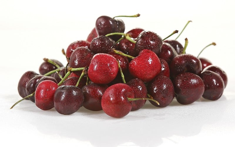 Small Pile of Fresh Bing Cherries Food Picture